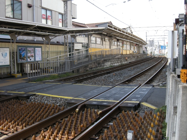 東あずま駅 Photo