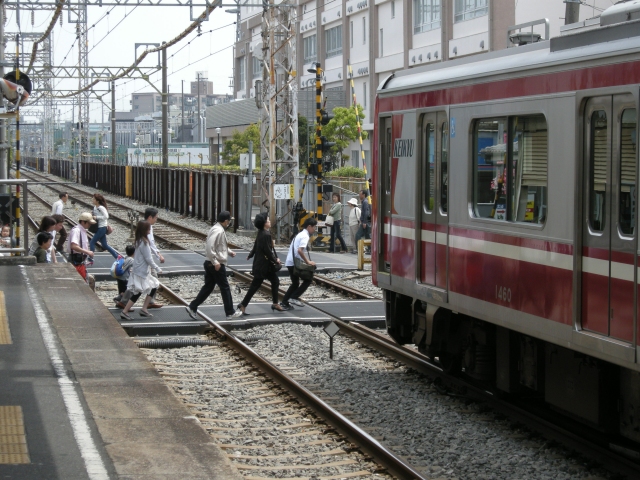 東門前駅 Photo